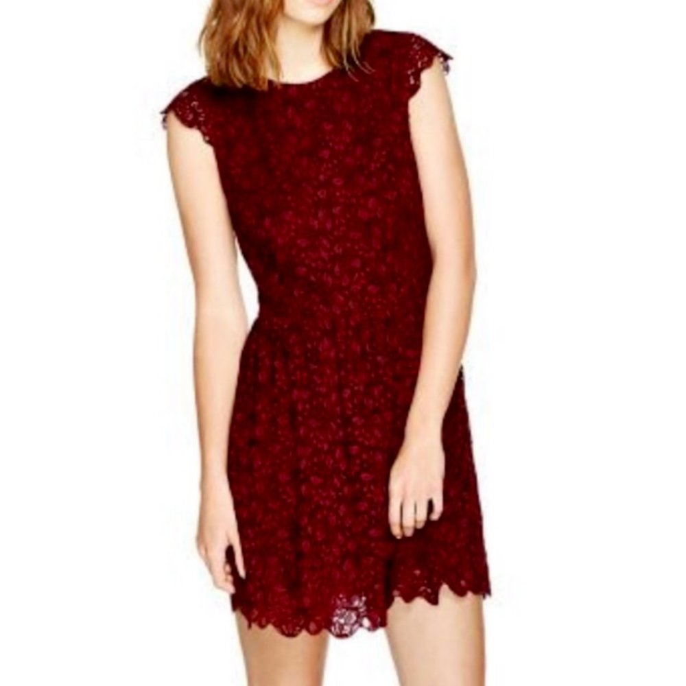 ARITZIA TALULA BELGRAVIA LACE DRESS IN BURGUNDY COLOR SIZE 0